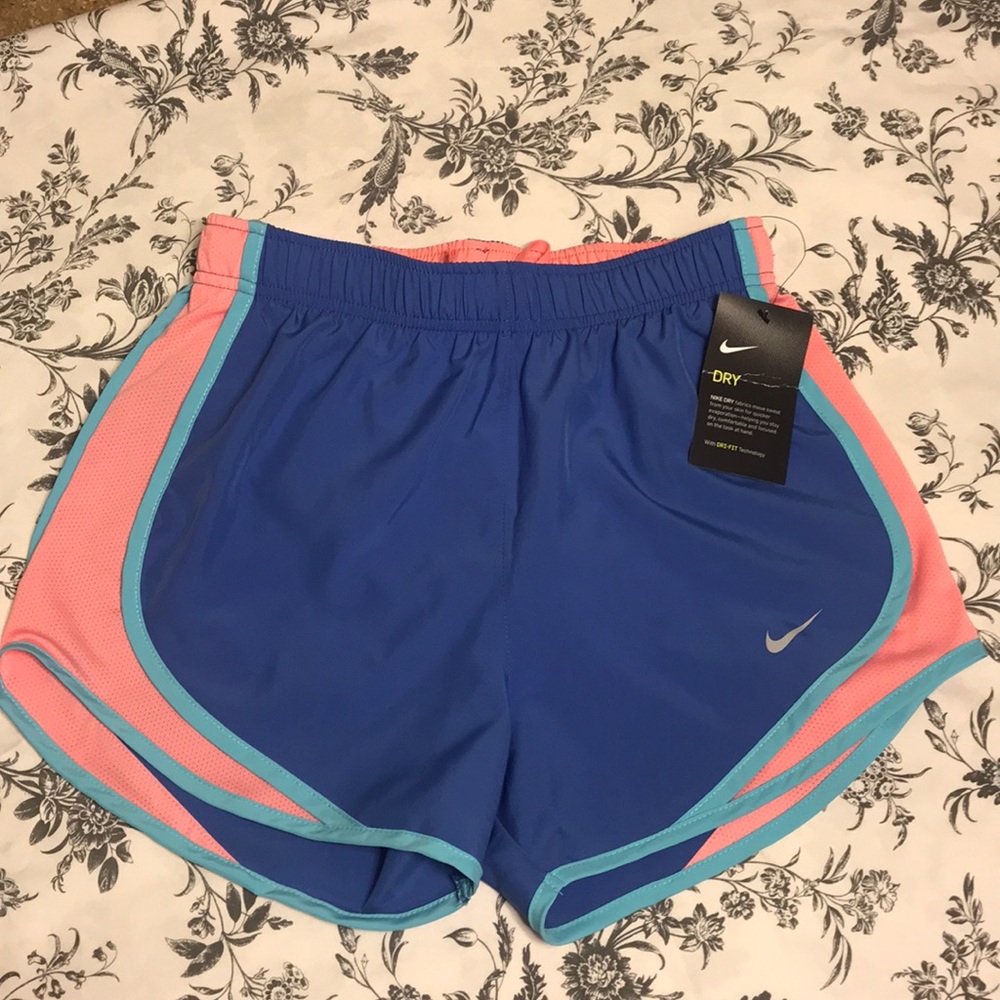 NWT XS Nike Dry Running Shorts